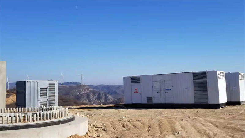 平罗带燃油预热系统的柴油发电机组在冬季启动前需要做哪些准备工作？